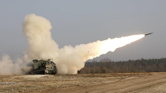 Nga tuyên bố đánh chặn 7 tên lửa HIMARS