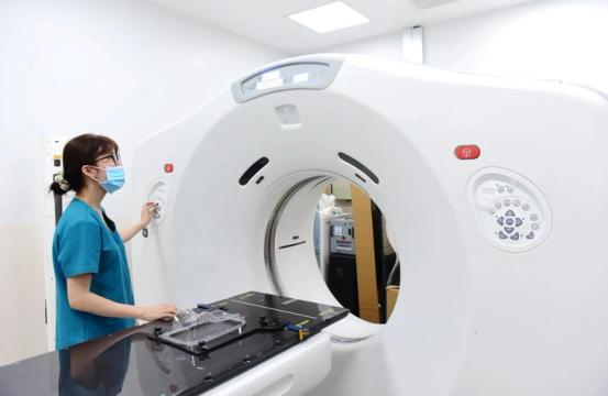 Toàn bộ máy MRI ở Bệnh viện Ung bướu TP.HCM bị hỏng, Sở Y tế họp đột xuất