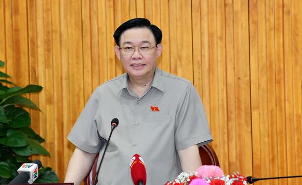 Chủ tịch Quốc hội: Tây Ninh cần coi triển khai quy hoạch tỉnh là “hồn cốt” trong nhiệm kỳ tới 