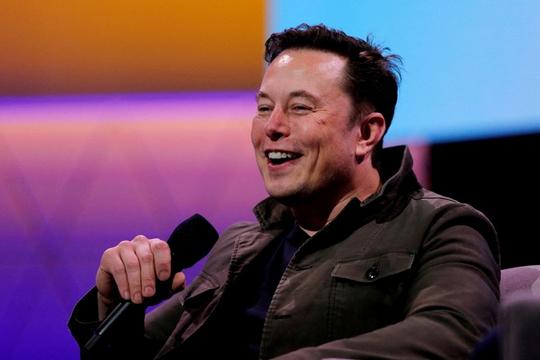 Elon Musk kiếm thêm gần 100 tỷ USD sau 6 tháng