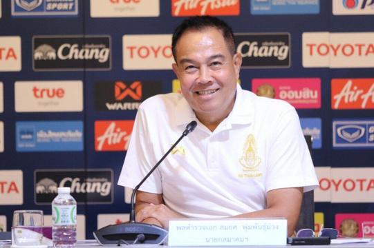 Bác đơn từ chức của Chủ tịch bóng đá Thái Lan