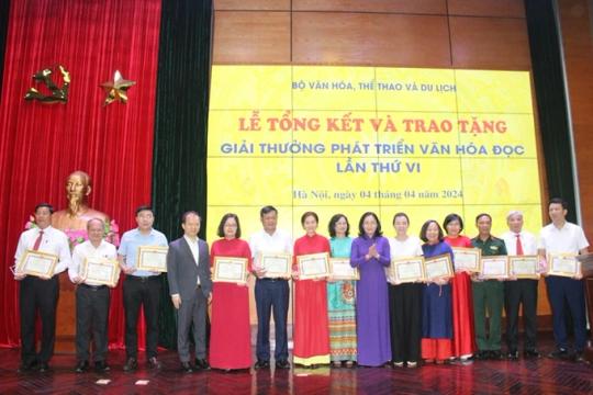 30 cá nhân, tập thể được trao giải thưởng Phát triển văn hóa đọc