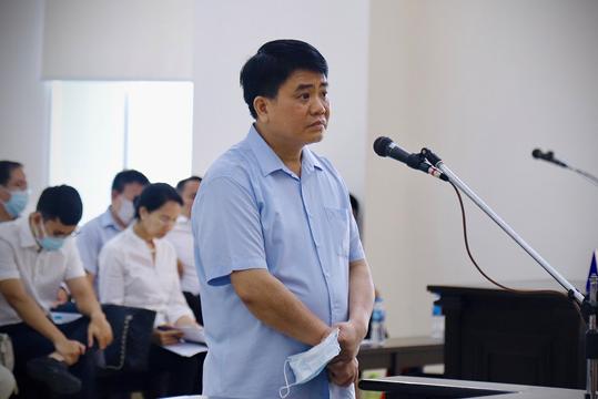 Hashtag 24h ngày 25/8: Ông Nguyễn Đức Chung hầu toà: Mua 1.700 đồng/cây, quyết toán 9.000 đồng