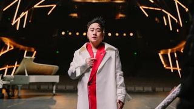 Trung Quân kể chuyện tình yêu của badboy trong MV "Tốt cho cả hai"