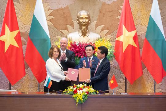 Quốc hội Việt Nam và Bulgaria là trụ cột quan trọng trong quan hệ hai nước