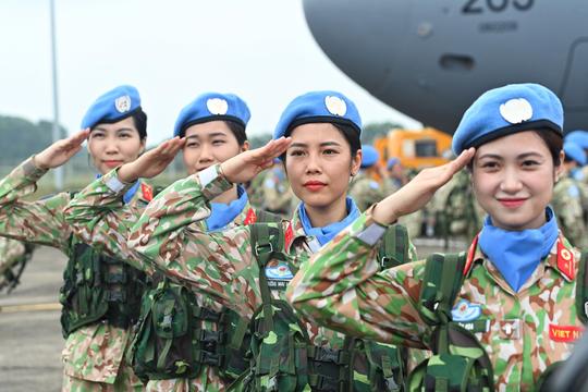 Hashtag 24h ngày 8/8: 184 chiến sĩ Việt Nam lên đường thực hiện nhiệm vụ quốc tế gìn giữ hòa bình