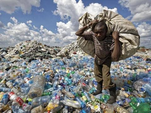 Nỗ lực toàn cầu chống rác thải nhựa
