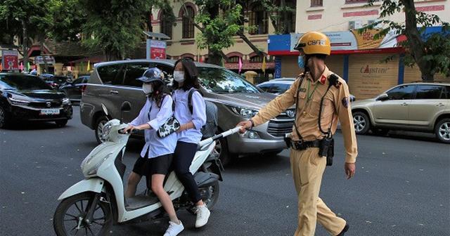 Hà Nội: Lắp camera giám sát học sinh vi phạm giao thông