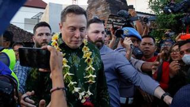 Elon Musk đến Indonesia chuẩn bị cho lễ ra mắt dịch vụ Starlink 