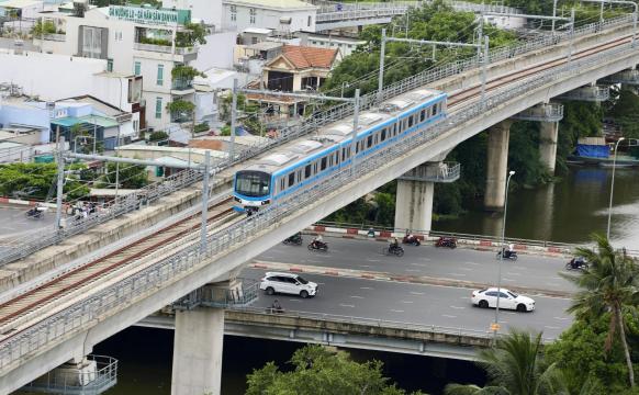Kiến nghị “nới” hạn về đích metro Bến Thành - Suối Tiên