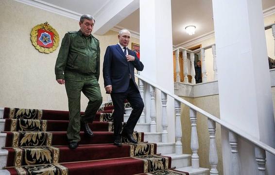 Tổng thống Putin bất ngờ thăm sở chỉ huy quân đội Nga ở Rostov-on-Don
