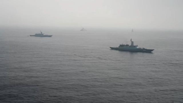 Nga và Trung Quốc tập trận chung trên biển và trên không