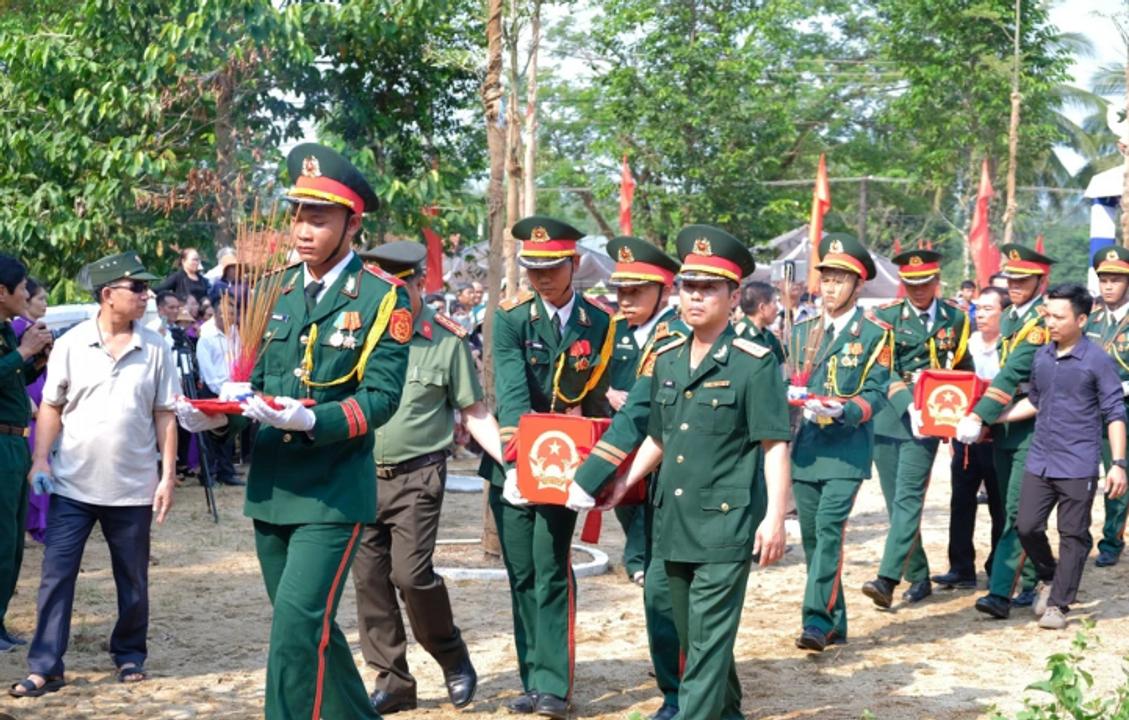 Bình Định truy điệu, an táng các anh hùng liệt sĩ Sư đoàn 3 Sao Vàng hi sinh tại Cao điểm 174 