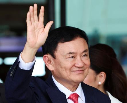 Ông Thaksin tiếp tục nằm viện, chưa phải ở nhà giam
