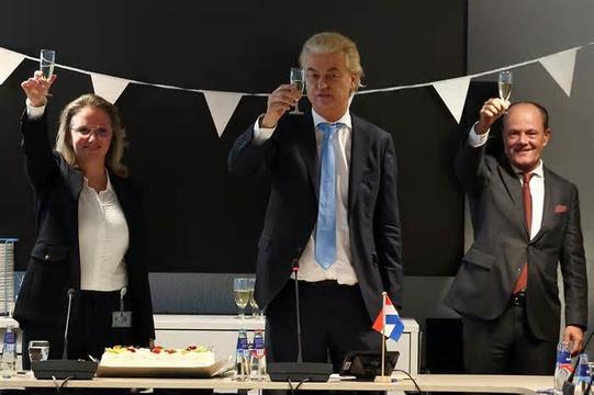 Đảng cực hữu bất ngờ thắng cử ở Hà Lan