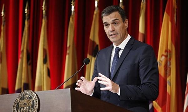 Thủ tướng Tây Ban Nha xem xét từ chức sau cáo buộc vợ tham nhũng