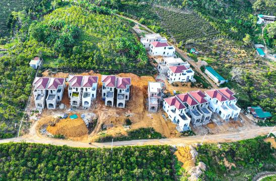 Bộ Xây dựng đề nghị cung cấp hồ sơ 17 căn biệt thự sai quy hoạch ở Bảo Lâm