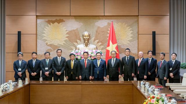 Chủ tịch Quốc hội tiếp Đoàn Ủy ban Kinh tế Nhật – Việt của Liên đoàn KEIDANREN