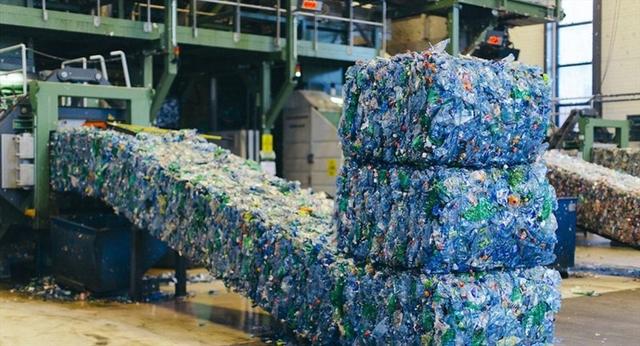 Định mức chi phí tái chế: Sức ép lên doanh nghiệp 