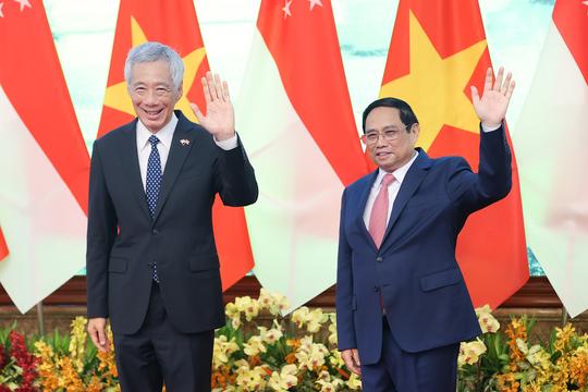 Thủ tướng Phạm Minh Chính đón, hội đàm với Thủ tướng Singapore