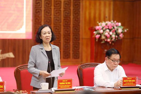 Thường trực Ban Bí thư Trương Thị Mai kiểm tra việc chuẩn bị Lễ kỷ niệm 70 năm Chiến thắng Điện Biên Phủ