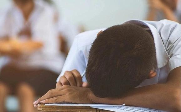Nam sinh từng bị điểm 0 vì ngủ quên trong kỳ thi tốt nghiệp được miễn thi
