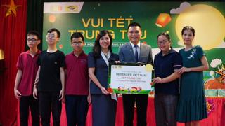 Herbalife Việt Nam tổ chức chương trình Trung thu cho hơn 1.000 em nhỏ