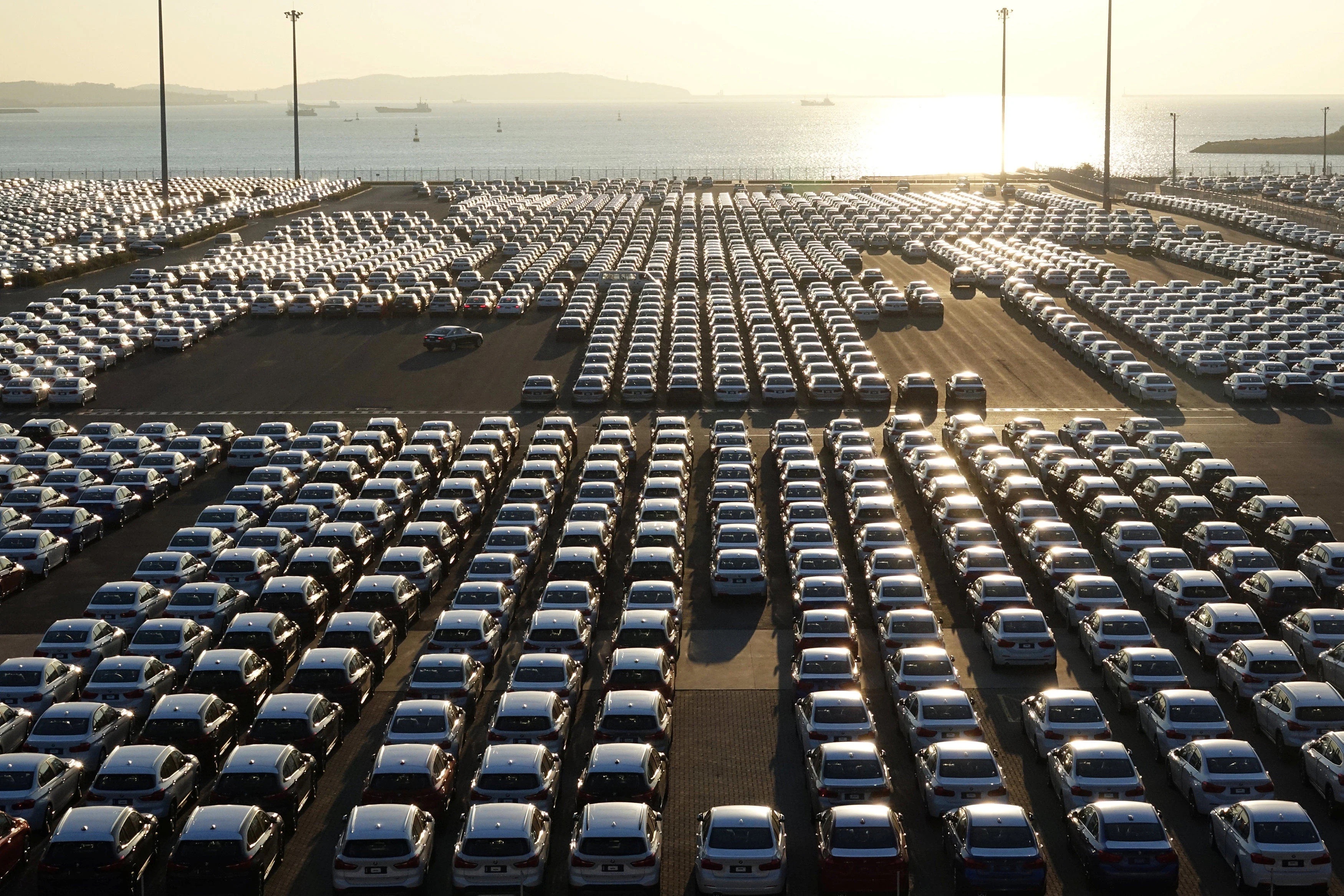 Trung Quốc vượt Đức trở thành nhà sản xuất ô tô lớn thứ 2 thế giới
