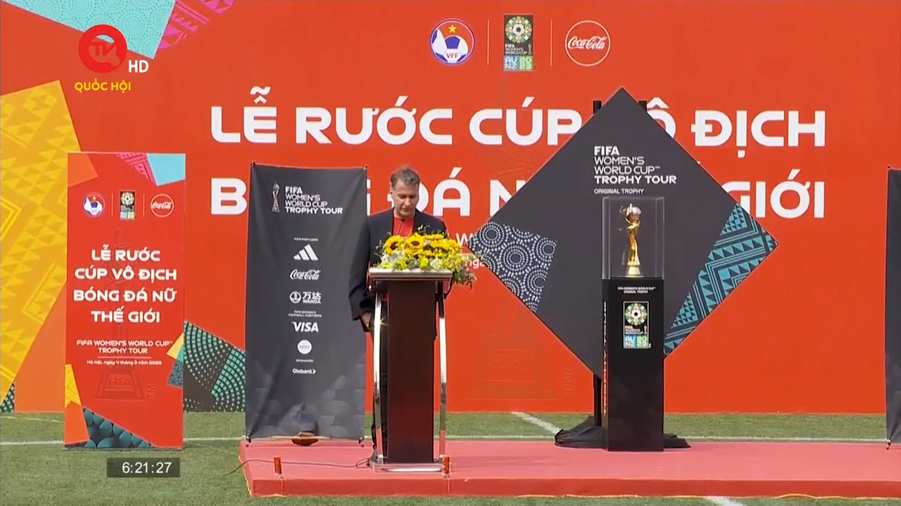 Cúp vô địch bóng đá nữ thế giới đến Việt Nam