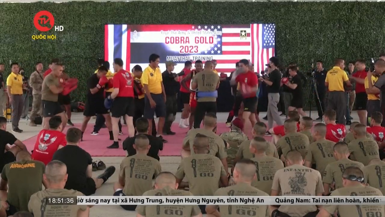 Lính Mỹ học Muay Thái trong khuôn khổ tập trận Hổ mang vàng