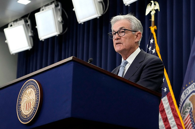 Fed tăng lãi suất lần thứ 9 liên tiếp