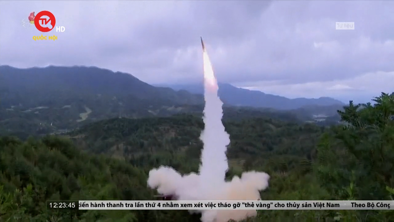 Triều Tiên phóng tên lửa trước thềm tập trận Mỹ - Hàn