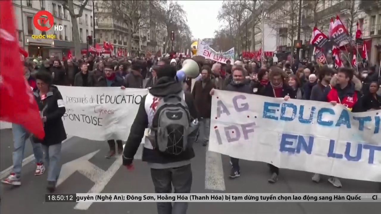 Thượng viện Pháp thông qua Dự luật cải cách lương hưu