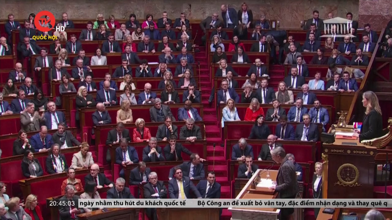 Quốc hội Pháp chuẩn bị bỏ phiếu bất tín nhiệm Chính phủ