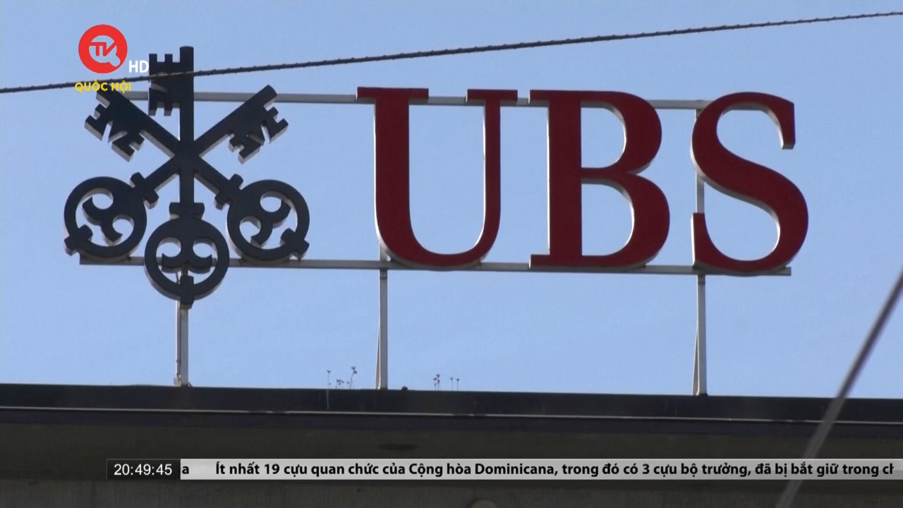 UBS mua Credit Suisse với giá hơn 3 tỷ USD nhằm chặn khủng hoảng lan rộng