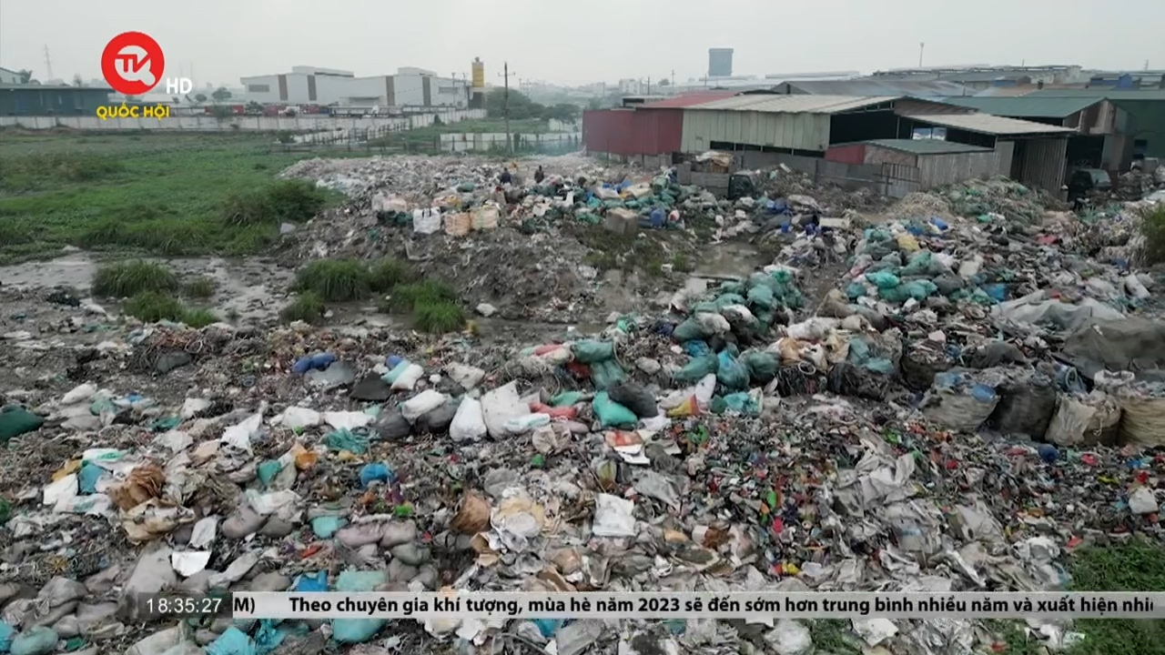 Hưng Yên: Phố tái chế nhựa bị cấm, nhưng vẫn sôi động