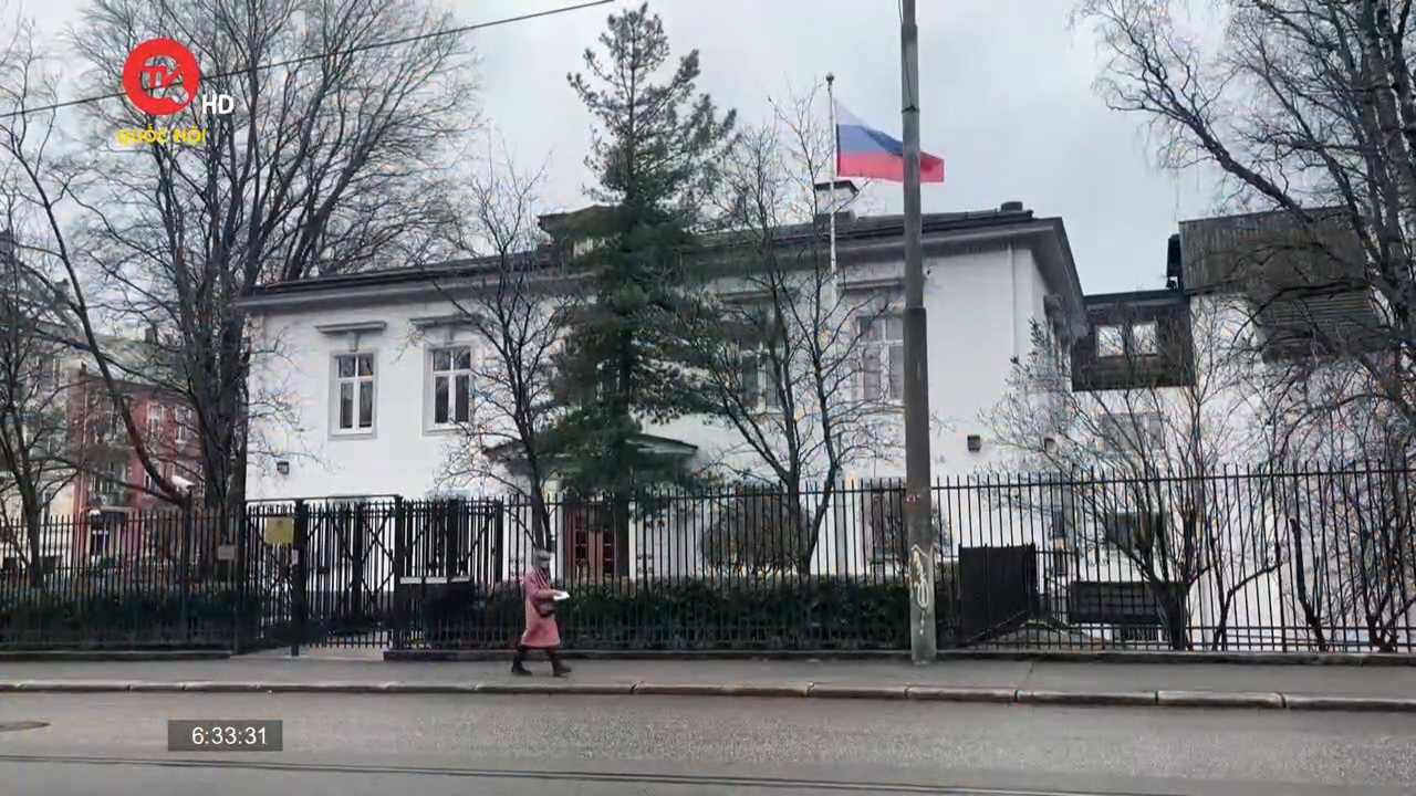 Na Uy trục xuất 15 nhà ngoại giao Nga