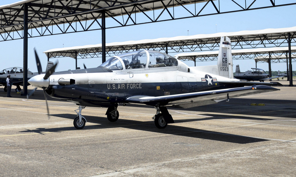 Mỹ sẽ chuyển giao 12 máy bay huấn luyện T-6 cho Việt Nam