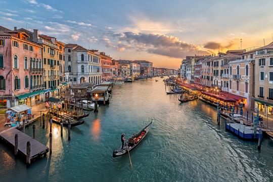 UNESCO đề nghị đưa Venice vào danh sách di sản đang nguy cấp

