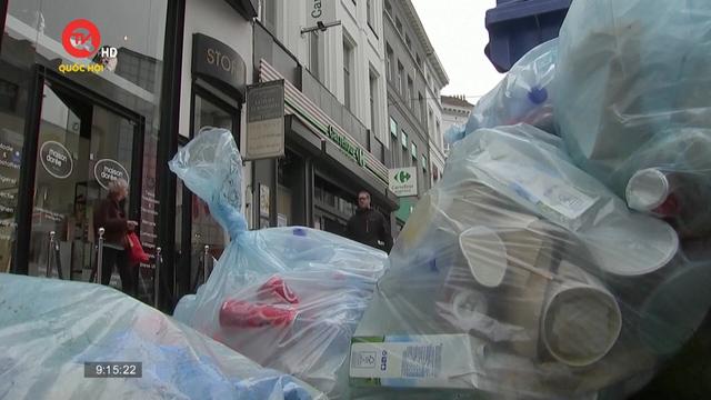 Lệnh cấm đồ nhựa dùng một lần ở Anh bắt đầu có hiệu lực từ 1/10