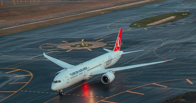 Hủy khẩn cấp hơn 100 chuyến bay, hàng nghìn khách kẹt ở Istanbul
