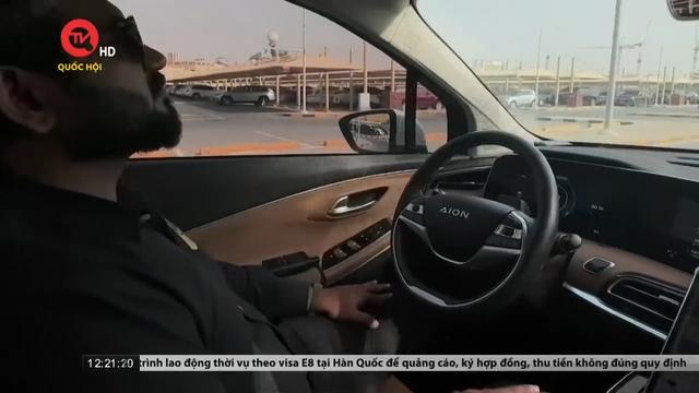 Dịch vụ xe tự lái miễn phí tại UAE