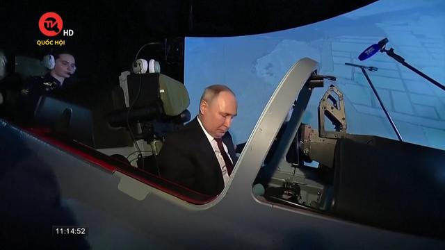 Tổng thống Putin thử nghiệm chương trình mô phỏng chuyến bay
