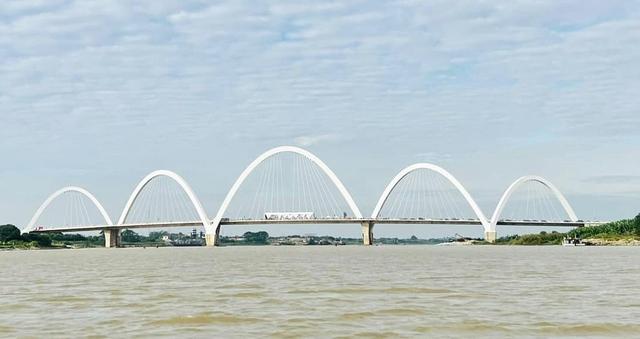 Khánh thành cầu vòm thép cao nhất Việt Nam, trị giá hơn 1.900 tỷ đồng
