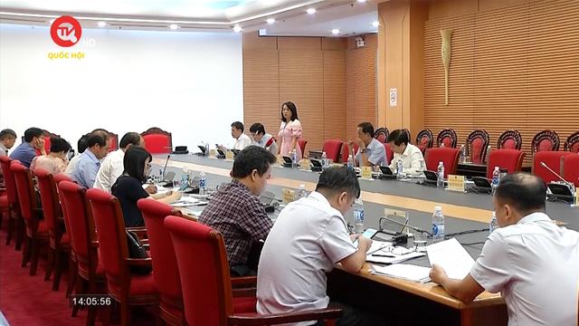 Xây dựng chương trình, chính sách đào tạo cụ thể cho thị trường lao động Việt Nam