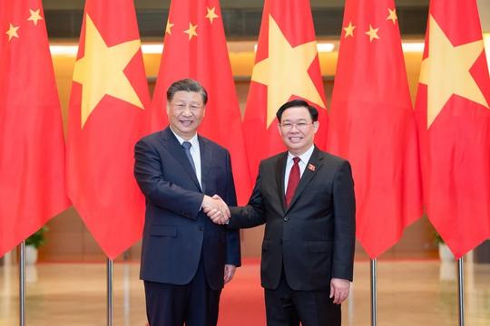 Chủ tịch Quốc hội hội kiến Tổng bí thư, Chủ tịch nước Trung Quốc