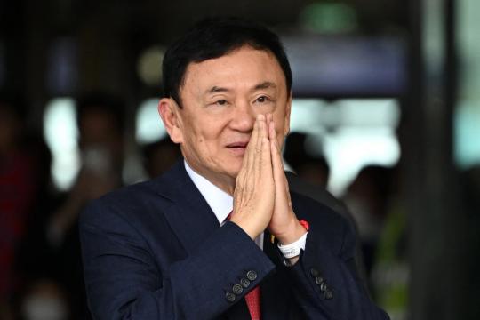 Cựu thủ tướng Thái Lan Thaksin sắp được trả tự do