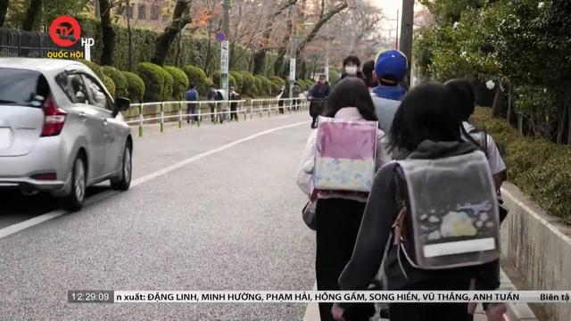 Nhật Bản miễn phí đại học cho gia đình đông con 
