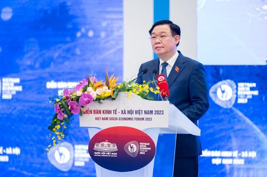 Toàn văn phát biểu bế mạc Diễn đàn Kinh tế - Xã hội Việt Nam 2023 của Chủ tịch Quốc hội Vương Đình Huệ