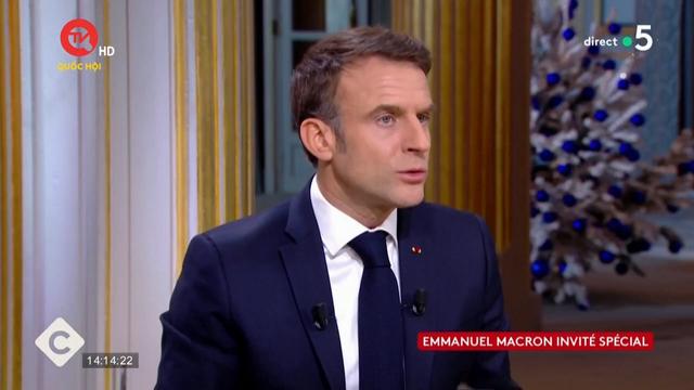 Tổng thống Pháp bảo vệ luật nhập cư mới